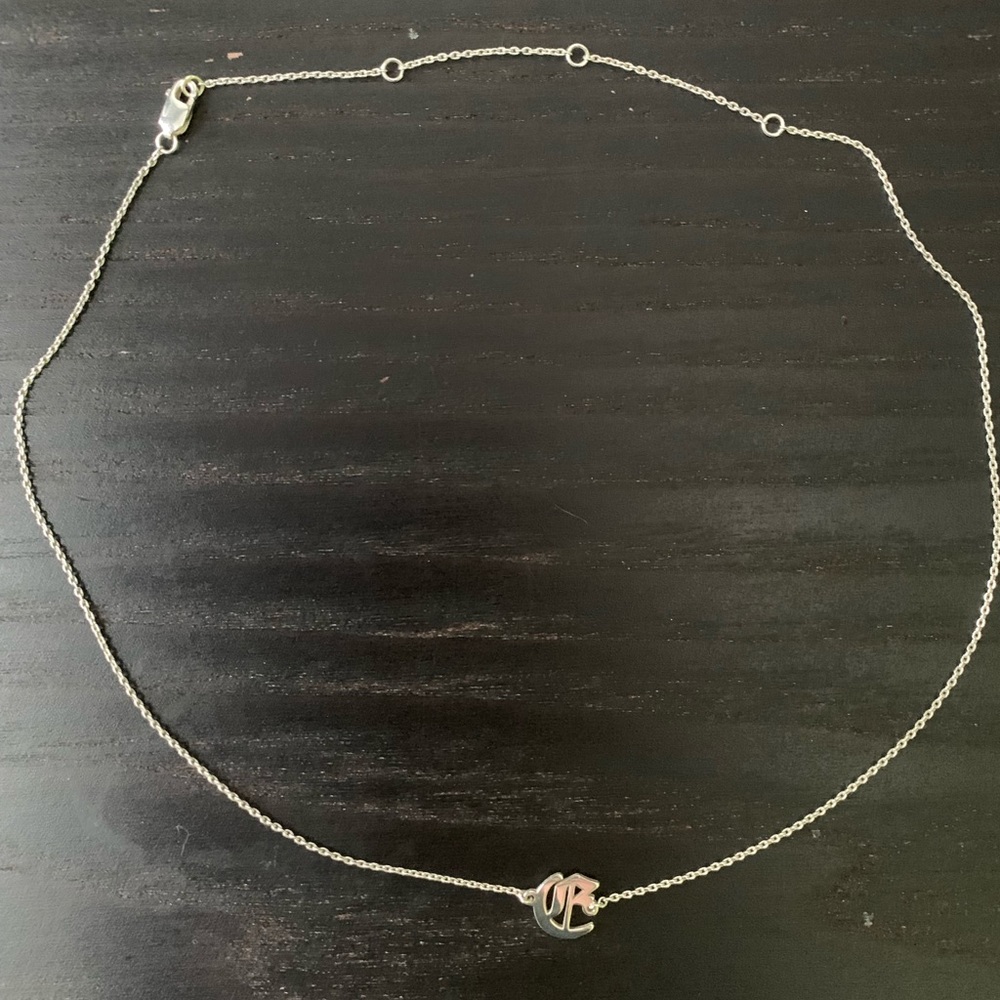 The Mjewelers silver gothic uppercase letter E initial choker, Eddie hellfire - Picture 3 of 6